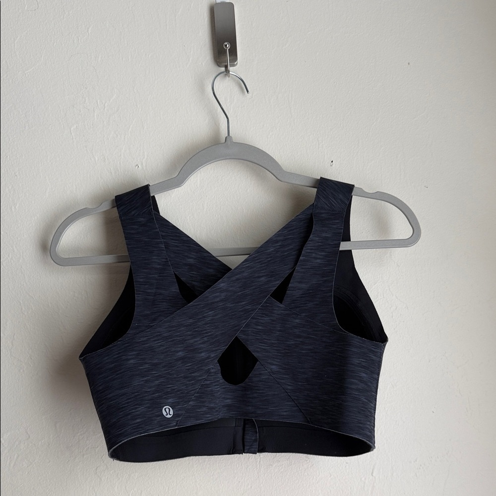 lululemon athletica Charcoal Sports Bra - Picture 2 of 4
